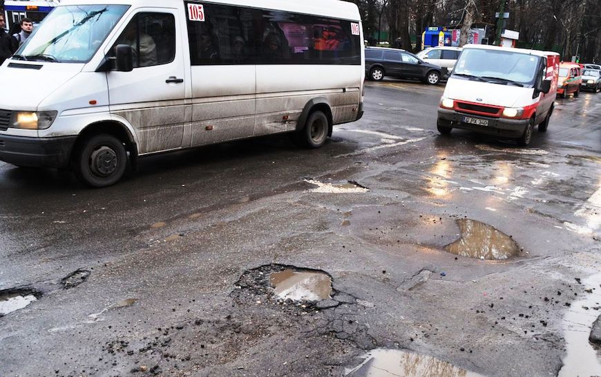 Дороги в стране. Качество дорог Молдовы уступает даже африканским странам